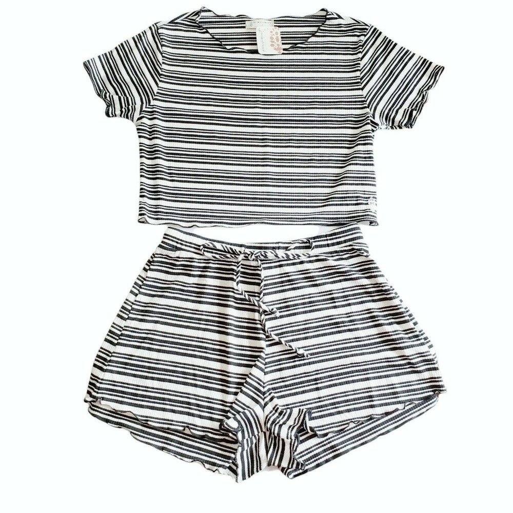 FREE PEOPLE Movement striped ribbed knit lounge pajamas shorts top set Sz M NEW - Picture 2 of 4